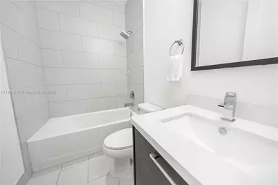 9153 NW 33rd St, Doral, FL 33172 - Photo 20