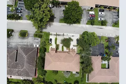 8706 NW 38th Dr, Coral Springs, FL 33065 - Photo 8