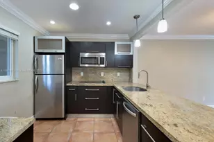 7701 Camino Real, Miami, FL 33143 - Photo 8