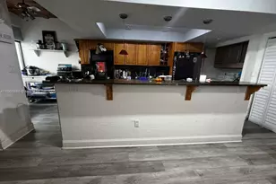 19416 NE 26th Ave, Miami, FL 33180 - Photo 8