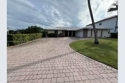 3428 NE 169th St, North Miami Beach, FL 33160 - Photo 2