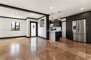 10981 SW 47th St, Miami, FL 33165 - Photo 2