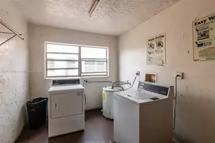 2840 Somerset Dr, Lauderdale Lakes, FL 33311 - Photo 24