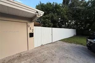 917 N 26th Ave, Hollywood, FL 33020 - Photo 20