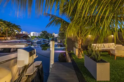 901 NW 7th St Rd, Miami, FL 33136 - Photo 98