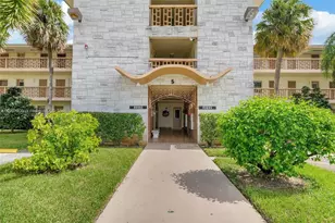 17001 NE 13th Ave, Miami, FL 33162 - Photo 16