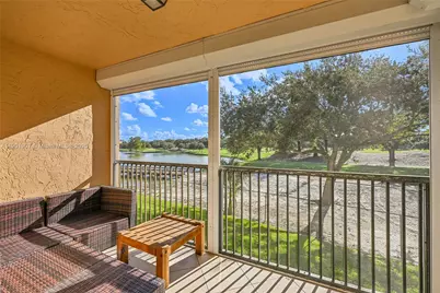 3001 W Rolling Hills Cir #210, Davie, FL 33328 - Photo 14
