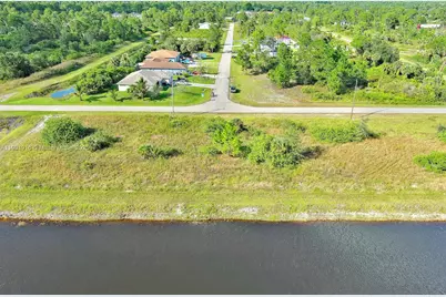 1134 Hudson St E, Lehigh Acres, FL 33974 - Photo 26