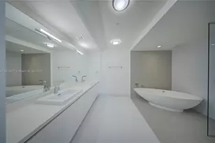 300 Sunny Isles Blvd, Sunny Isles Beach, FL 33160 - Photo 20