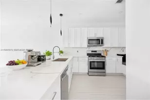 10745 SW 217th St, Miami, FL 33170 - Photo 8