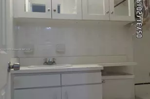 3610 NW 21st St, Lauderdale Lakes, FL 33311 - Photo 10