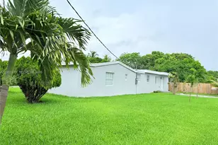 4340 SW 19th St, West Park, FL 33023 - Photo 6
