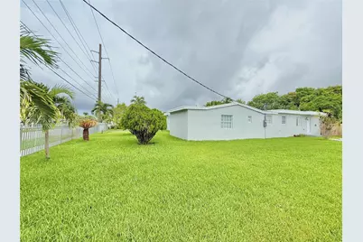 4340 SW 19th St, West Park, FL 33023 - Photo 68