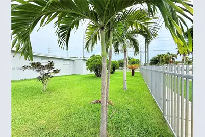 4340 SW 19th St, West Park, FL 33023 - Photo 74