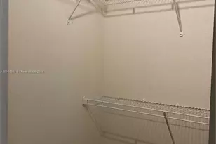 798 NE 43 St, Oakland Park, FL 33334 - Photo 28