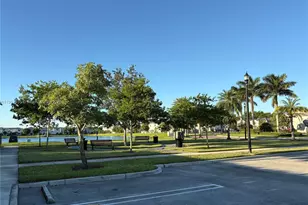 1020 SE 26th Ter, Homestead, FL 33035 - Photo 36