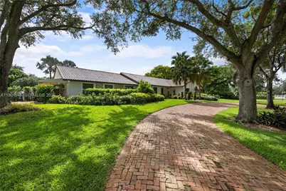 15110 N Saxon Cir, Southwest Ranches, FL 33331 - Photo 24