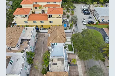 623 NE 11th Ave, Fort Lauderdale, FL 33304 - Photo 52