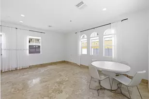 623 NE 11th Ave, Fort Lauderdale, FL 33304 - Photo 8