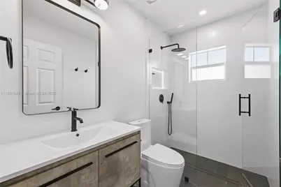 623 NE 11th Ave, Fort Lauderdale, FL 33304 - Photo 42