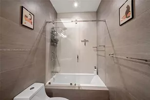 7634 NW 114th Path, Doral, FL 33178 - Photo 30