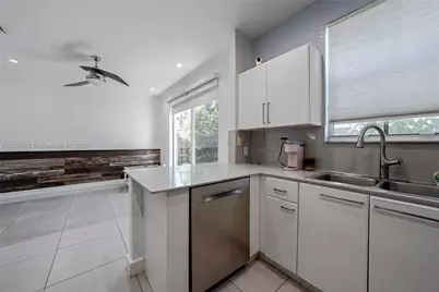 7634 NW 114th Path, Doral, FL 33178 - Photo 22