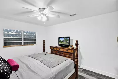 6300 SW 62nd Pl, South Miami, FL 33143 - Photo 26