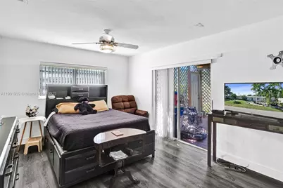 6300 SW 62nd Pl, South Miami, FL 33143 - Photo 28