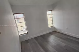 4505 W 15th Ave, Hialeah, FL 33012 - Photo 6