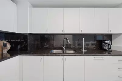 6899 Collins Ave #702, Miami Beach, FL 33141 - Photo 12