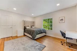 140 N Hibiscus Dr, Miami Beach, FL 33139 - Photo 22