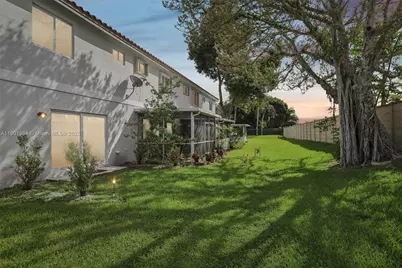 20888 NW 1st St, Pembroke Pines, FL 33029 - Photo 40
