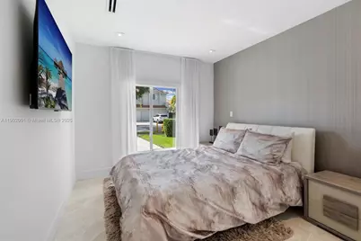 11325 NW 66th St, Doral, FL 33178 - Photo 26