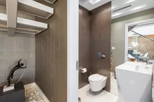 11325 NW 66th St, Doral, FL 33178 - Photo 32