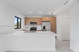 1119 NW 1st St, Florida City, FL 33034 - Photo 8