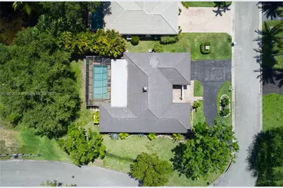 10395 NW 42nd Dr, Coral Springs, FL 33065 - Photo 30