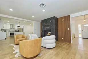 10395 NW 42nd Dr, Coral Springs, FL 33065 - Photo 8