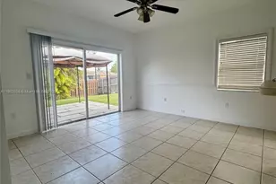 8841 SW 212th Terrace, Cutler Bay, FL 33189 - Photo 12