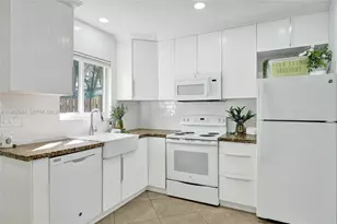 3033 NE 20th Terrace, Fort Lauderdale, FL 33306 - Photo 14