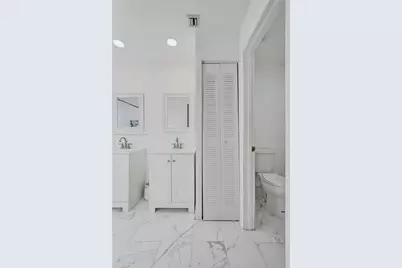 2334 SW 82nd Ter, North Lauderdale, FL 33068 - Photo 28