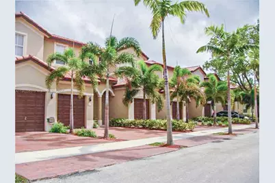 1027 NE 207th St #1027, Miami, FL 33179 - Photo 2