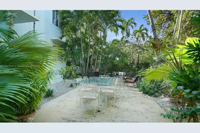 825 Jefferson Ave #4, Miami Beach, FL 33139 - Photo 26