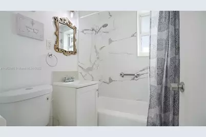 825 Jefferson Ave #4, Miami Beach, FL 33139 - Photo 4