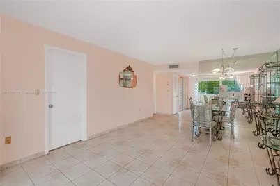 8345 Sunrise Lakes Blvd #210, Sunrise, FL 33322 - Photo 6