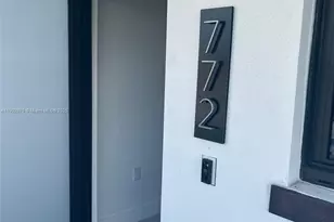 772 NW 103 St, Miami, FL 33150 - Photo 2