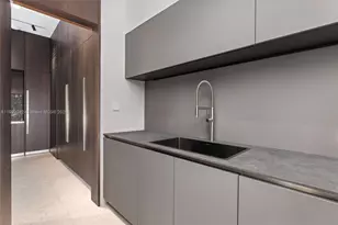 1800 W 27th St, Miami Beach, FL 33140 - Photo 20