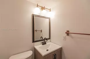 8821 W Flagler St, Miami, FL 33174 - Photo 12