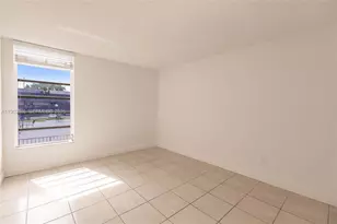 8821 W Flagler St, Miami, FL 33174 - Photo 8