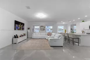 19866 SW 320th St, Homestead, FL 33030 - Photo 8