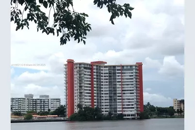 1301 NE Miami Gardens Dr #1111W, Miami, FL 33179 - Photo 2